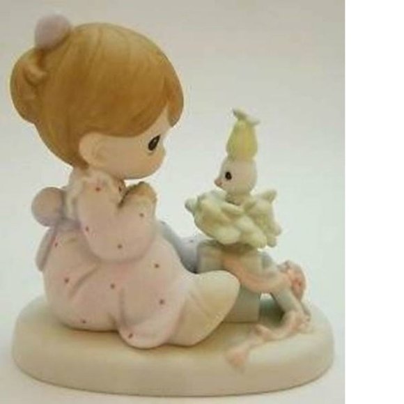 Precious Moments Christmas Figurine "My True Love Gave To Me" Ceramic 1996 - Picture 1 of 5